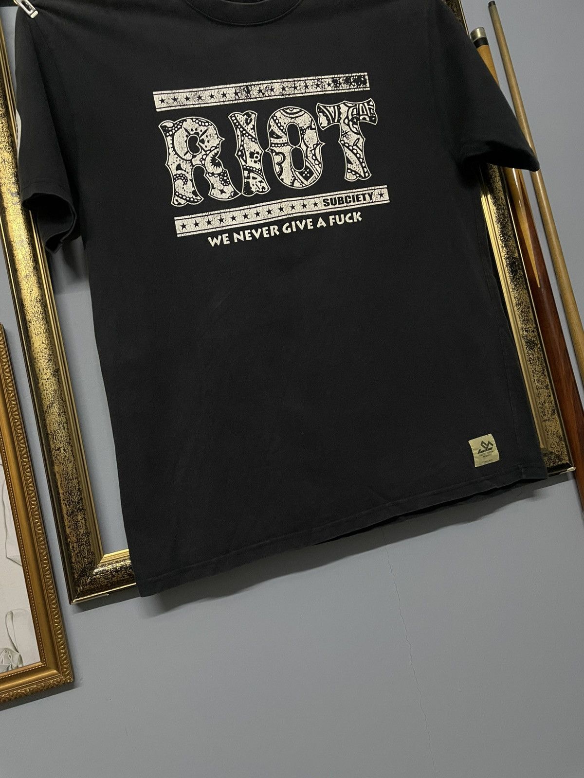 Japanese Brand Vintage Designer Subciety We Never Give A fuck Riot Sunfaded Size US M / EU 48-50 / 2 - 4 Thumbnail