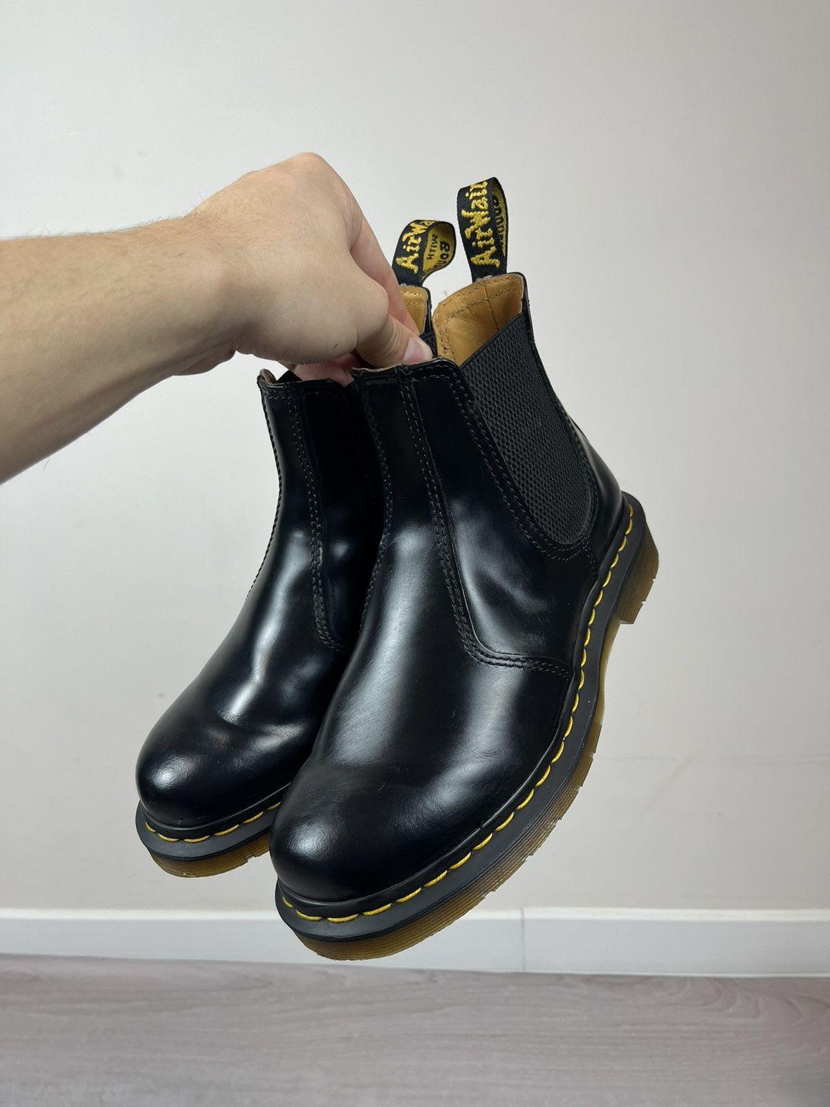 Dr. Martens Dr Martens Black Leather Pull On Chelsea Boots Size US 6 / IT 36 - 4 Thumbnail