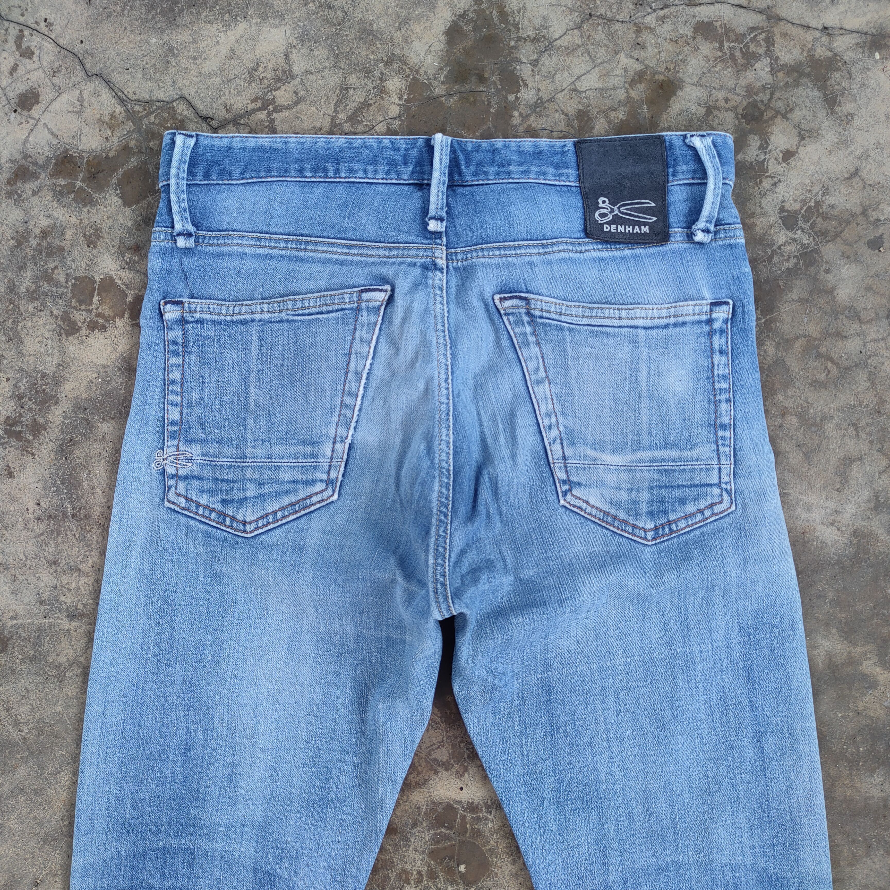 DENHAM VINTAGE DENHAM SKINNY BUTTON FLY FADED RIPPED JEANS PANTS Size US 31 - 12 Thumbnail
