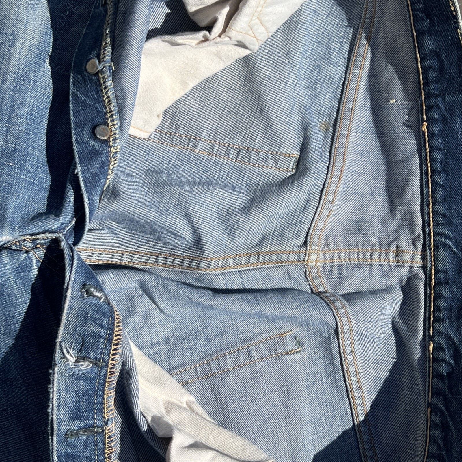 Levi's Vintage Levi's 501 60s Jeans W32 L30 Big E Lemon Stitch V Size US 30 / EU 46 - 21 Thumbnail