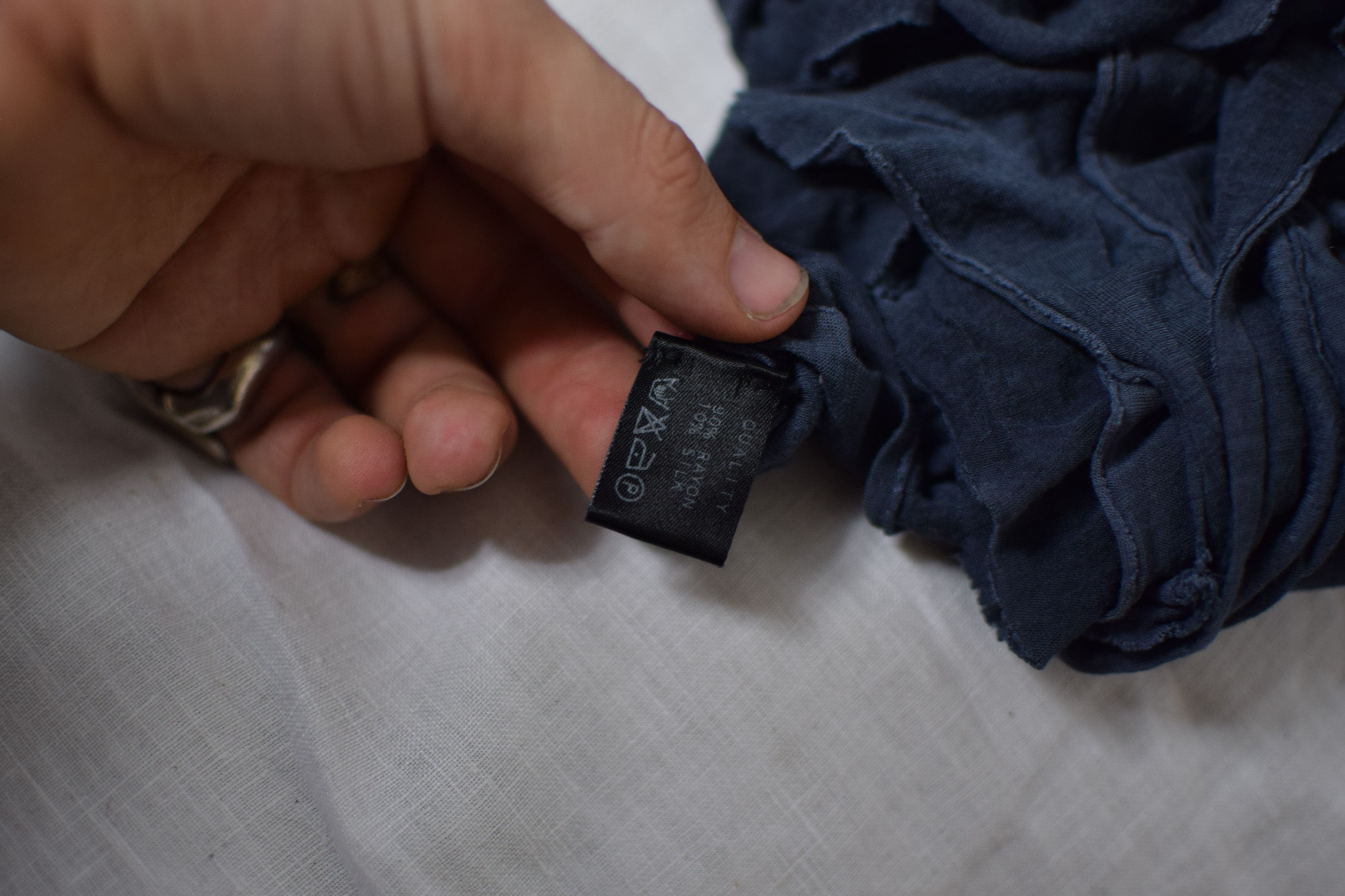 Julius Julius SS12 Edge Scarf - 377STU3 Size ONE SIZE - 5 Thumbnail