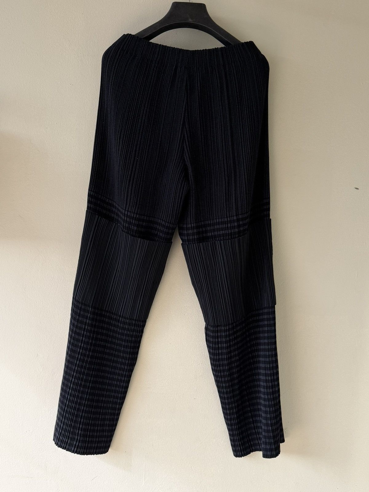 Issey Miyake Issey Miyake 90’s Pleated Pants Size US 26 / EU 42 - 2 Thumbnail