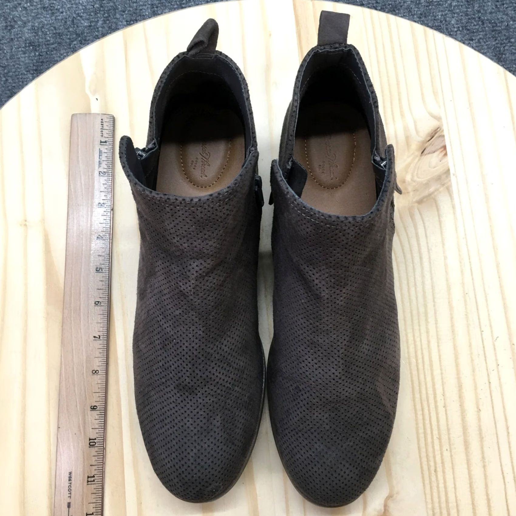 Vintage Universal Thread Boots Womens 11 Ankle Booties Brown Suede Side Zip Block Heel Casual Modern Shoes Size US 11 / IT 41 - 7 Thumbnail