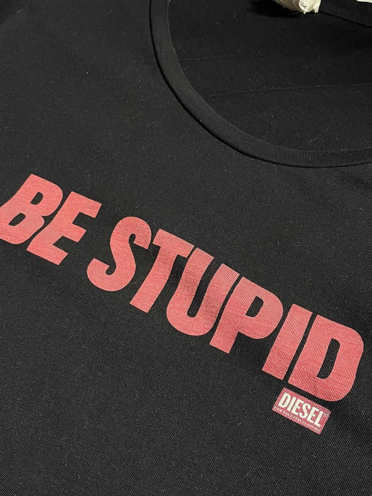 Diesel Vintage Diesel “BE STUPID” T-Shirt Avant Garde RARE Size S / US 4 / IT 40 - 4 Thumbnail