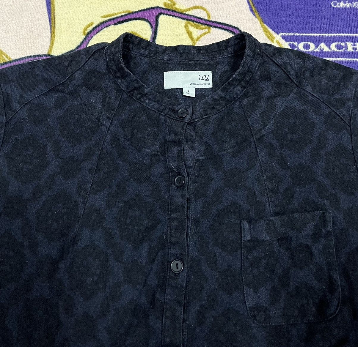 Undercover UNIQLO UNDERCOVER Rare Design Shirt Size L / US 10 / IT 46 - 3 Thumbnail