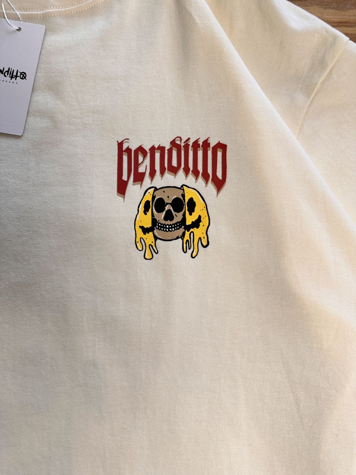 Other BENDITTO Threads Skull , Streetwear Shirt | Cream Tee XXL | Size US XXL / EU 58 / 5 - 2 Thumbnail