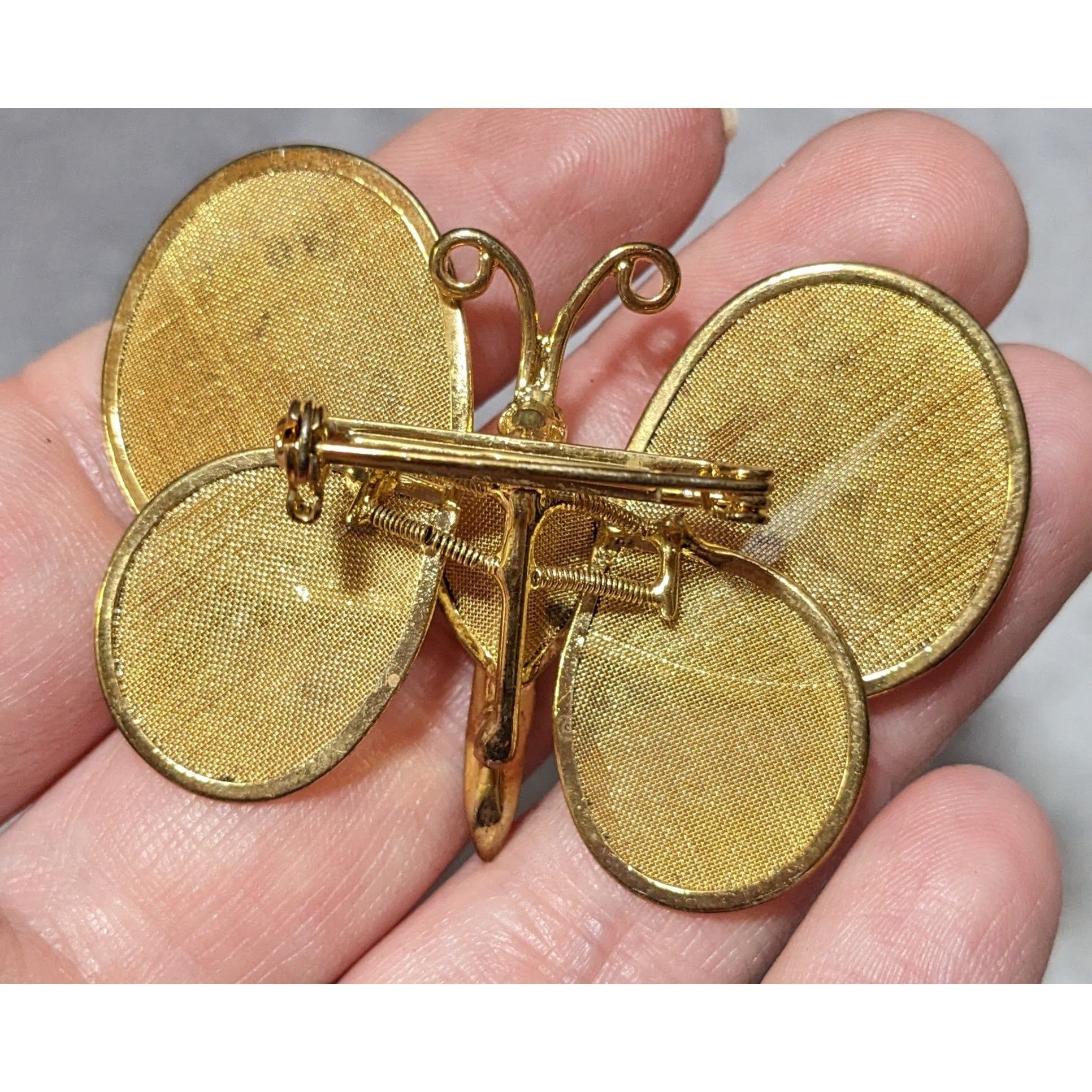 Other Vintage Gold Tone Spring Mesh Wing Butterfly Brooch Size ONE SIZE - 3 Thumbnail