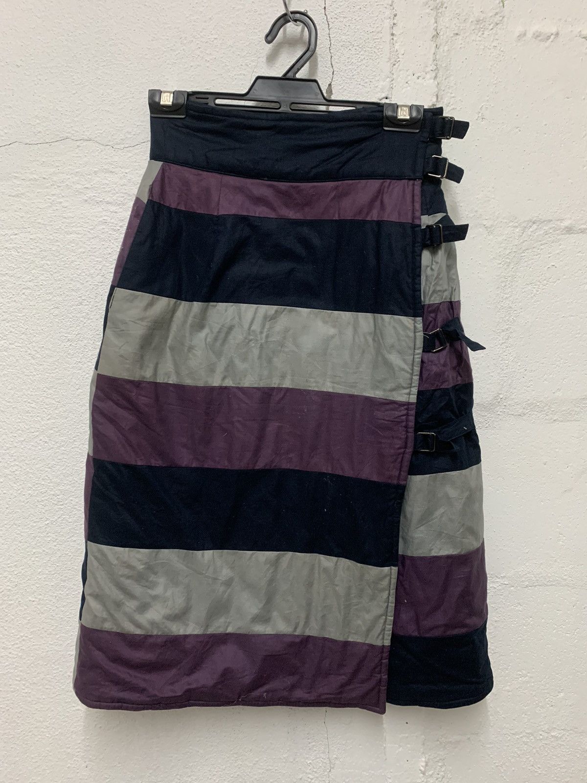 Renoma Renoma Padded Skirt Size 26" / US 2 / IT 38 - 1 Thumbnail