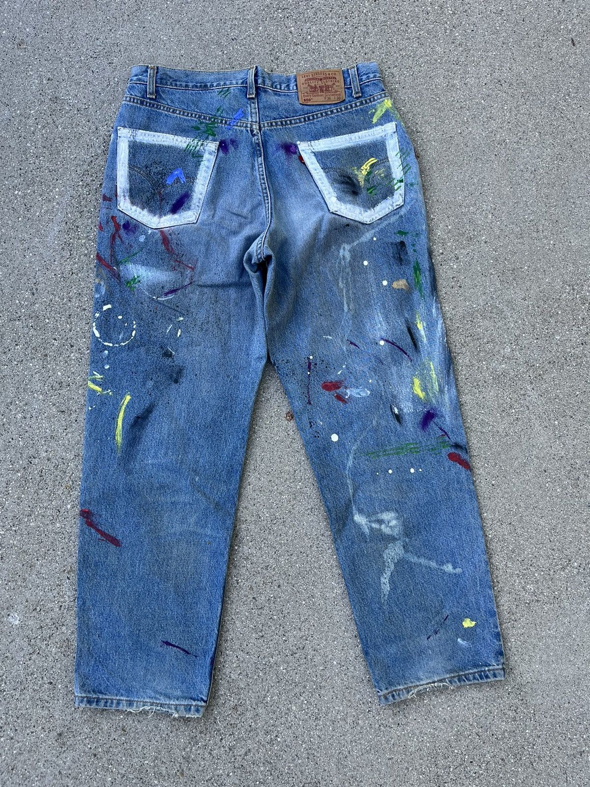 Levi's × Vintage Vintage Levi’s 550 Jeans Custom Distressed Thrashed Size US 34 / EU 50 - 11 Thumbnail