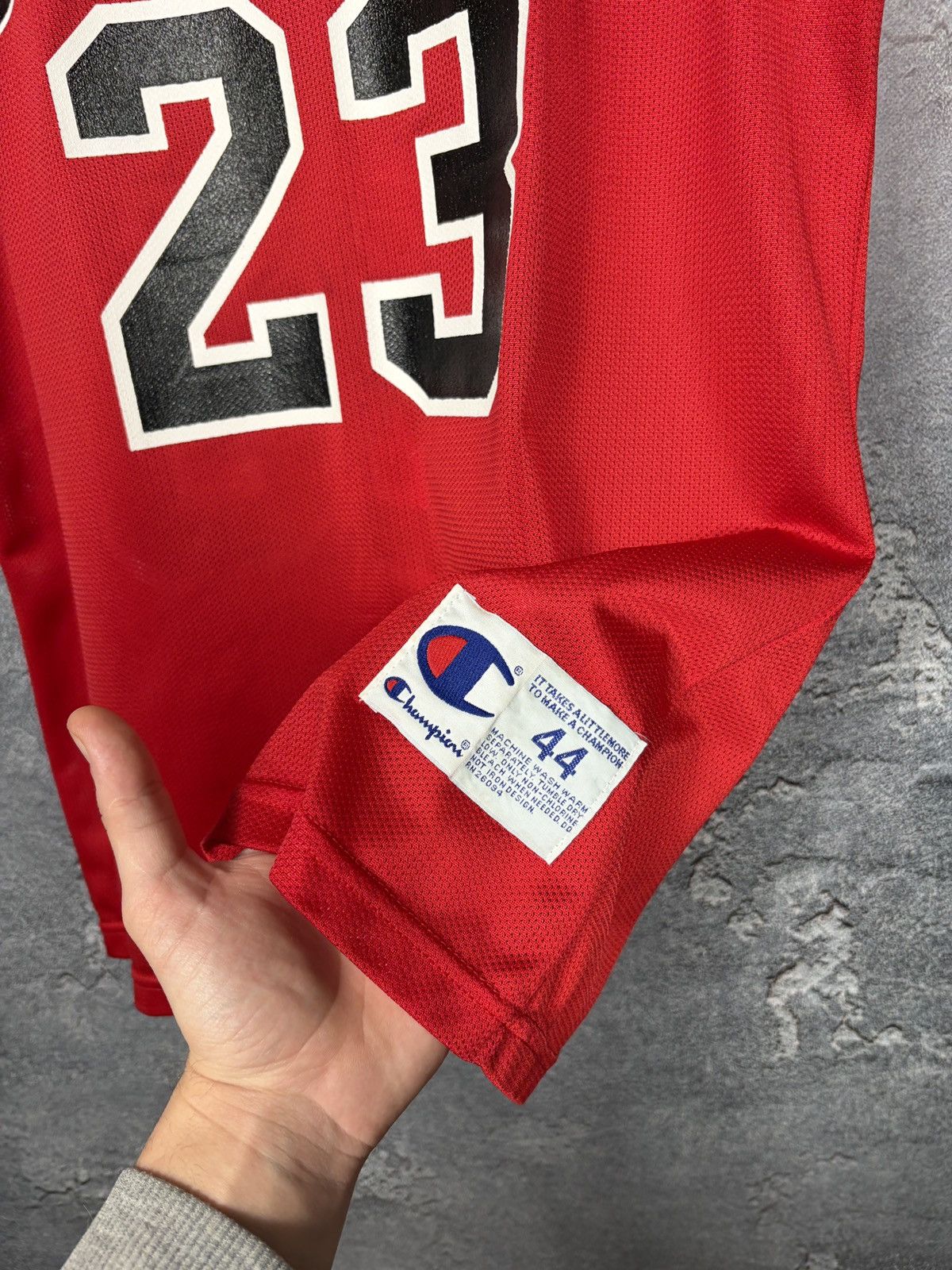 Champion Vintage 90s Chicago Bulls #23 Jordan Tank Top Jersey Size US M / EU 48-50 / 2 - 6 Thumbnail