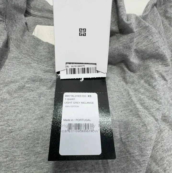 Givenchy GIVENCHY Men's Gray Loose Crew Neck Short-Sleeve T-Shirt. Size US XS / EU 42 / 0 - 6 Thumbnail