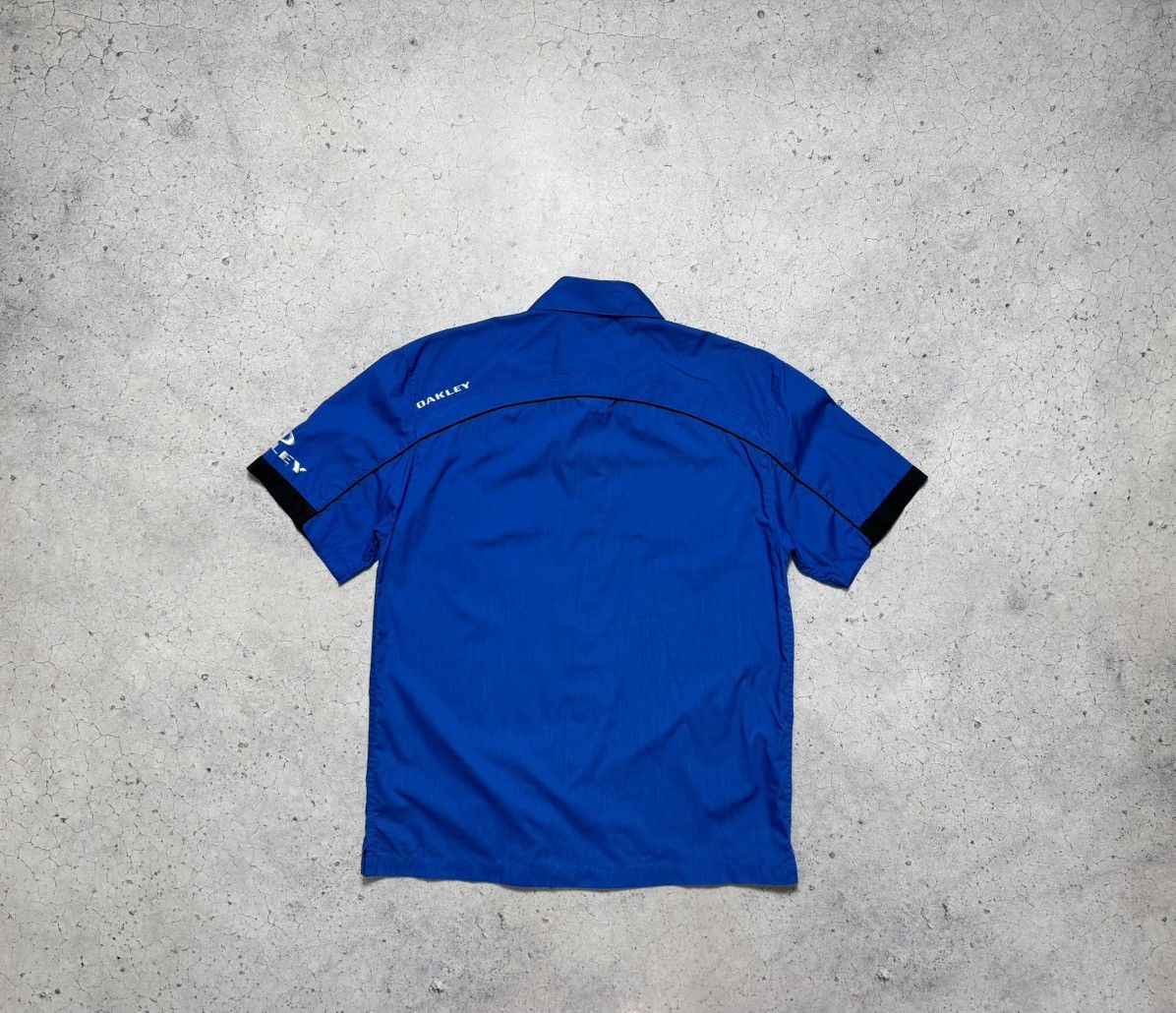Oakley Vintage Oakley Big Logo Short Sleeve Button Shirt Size US M / EU 48-50 / 2 - 3 Thumbnail