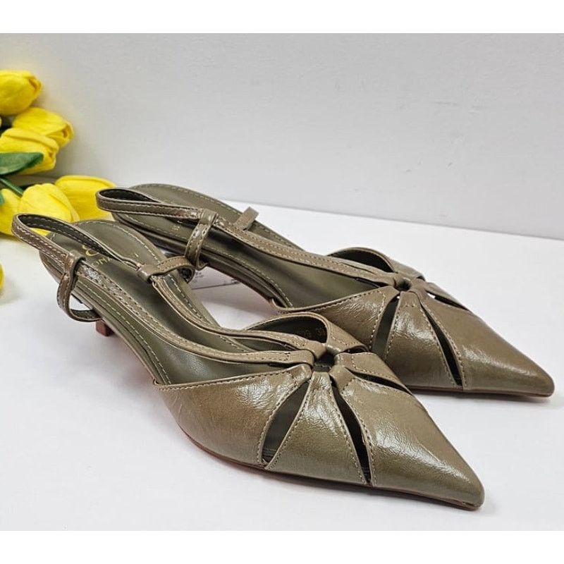 Zara ZARA Pointed Toe Heels NWT Size US 7.5 / IT 37.5 - 12 Thumbnail