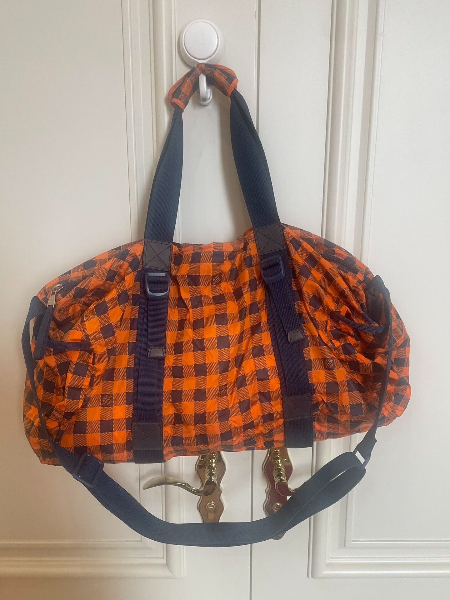 Louis Vuitton Louis Vuitton Beach Travel Vacation Bag Size ONE SIZE - 1 Thumbnail