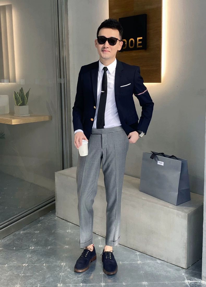 Thom Browne Size 0 Classic medium gray suit trousers 2503