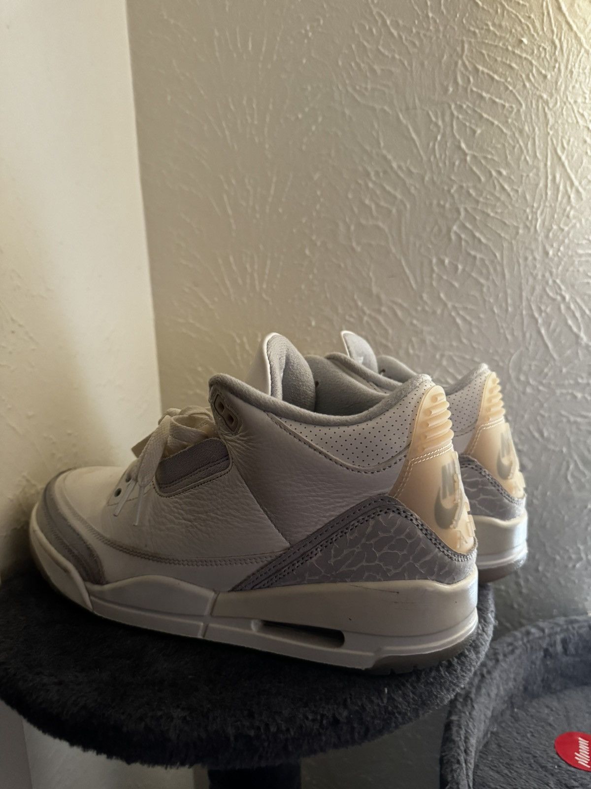 Jordan Brand Air Jordan 3 Retro SE Craft 'Ivory' Size US 9.5 / EU 42-43 - 2 Thumbnail