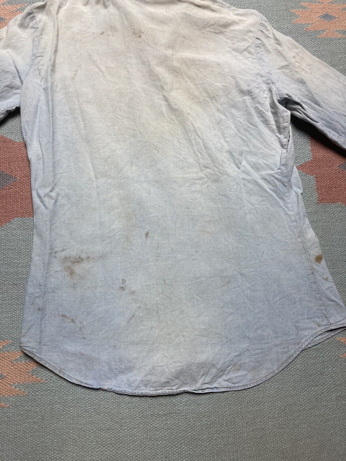 Levi's × Vintage 70s Levi’s chambray shirt orange tab distressed farm medium Size US M / EU 48-50 / 2 - 9 Thumbnail