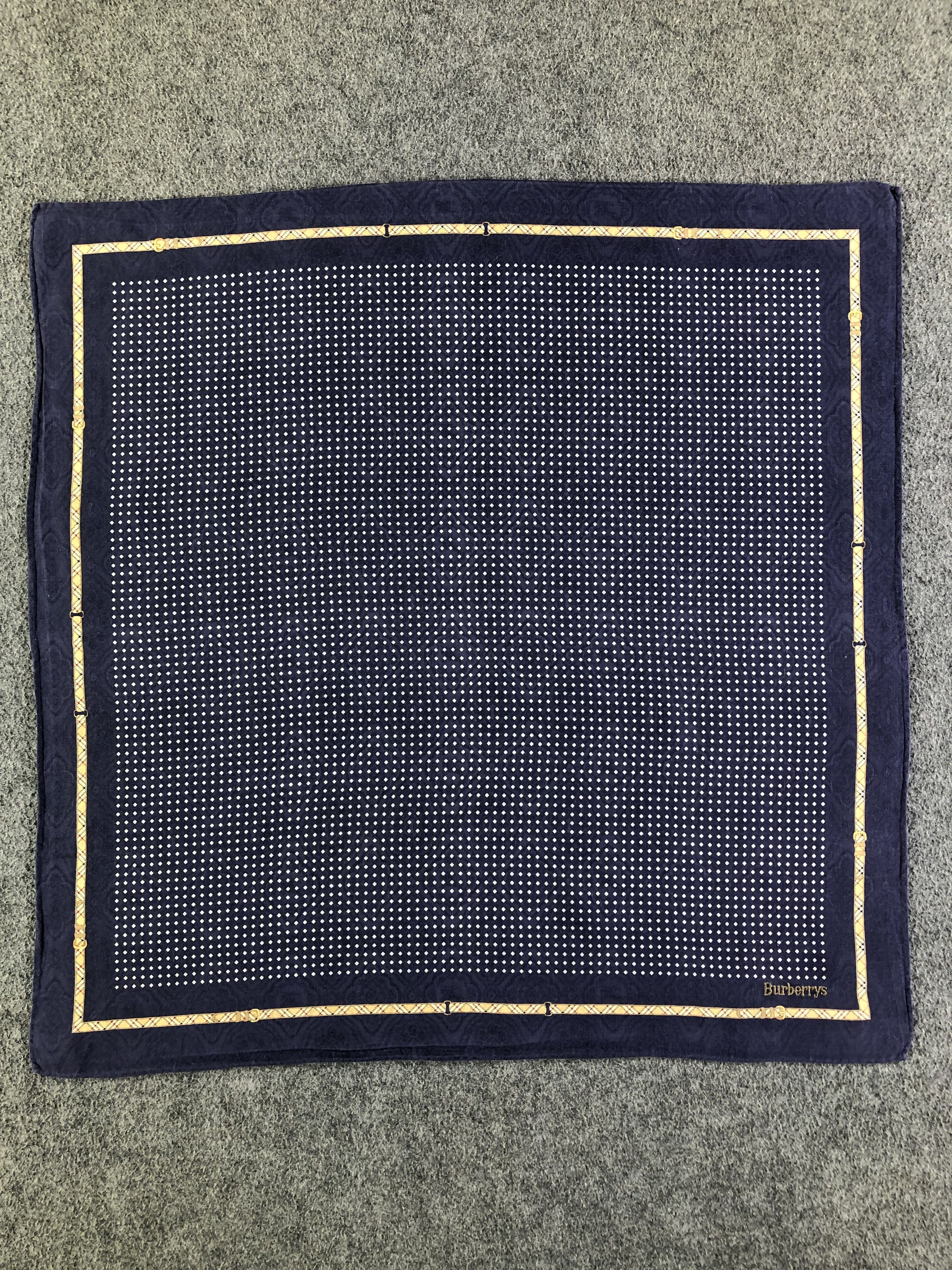 Burberry Burberrys Handkerchief / Bandana / Neckerchief C395 Size ONE SIZE - 4 Thumbnail