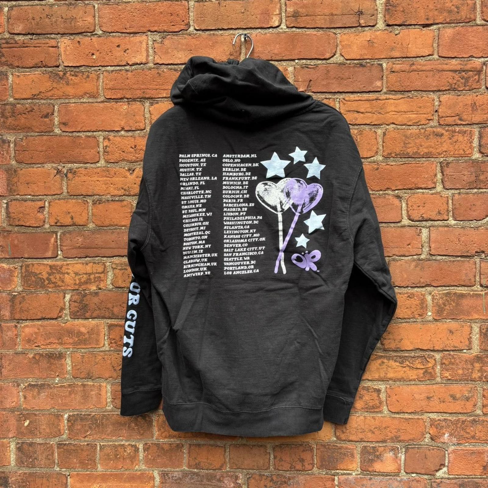 Other Olivia Rodrigo guts tour hoodie L Size US L / EU 52-54 / 3 - 4 Thumbnail