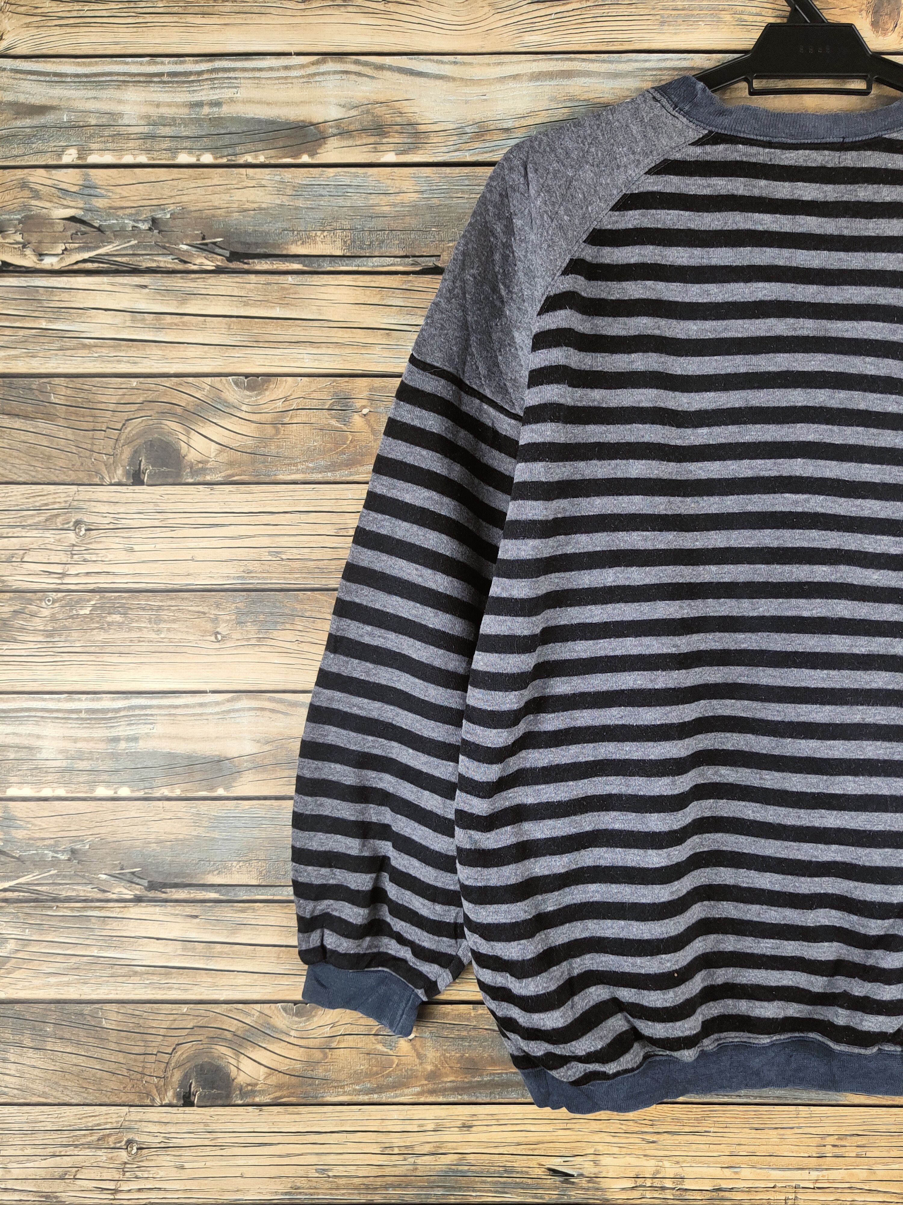 Japanese Brand Vintage & Retro Design Japanese Brand Black Gray Sweatshirt Size US L / EU 52-54 / 3 - 8 Thumbnail