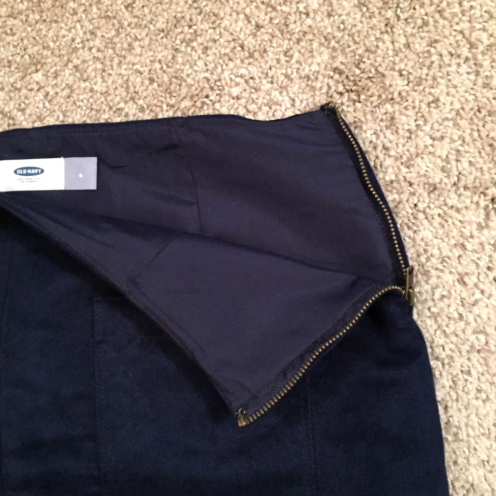 Old Navy Old Navy Skirt Size 4 Short Microfiber A-line Lined - Zip Size 27" / US 4 / IT 40 - 5 Thumbnail