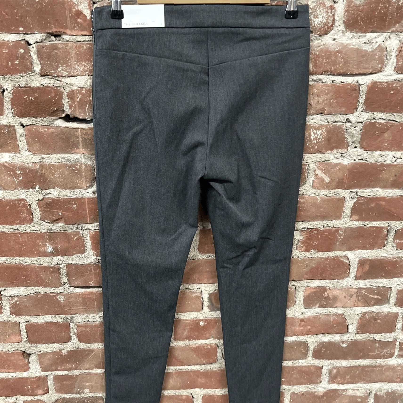 Ann Taylor NWT Ann Taylor The Chelsea Pant Sz 4 High Rise Skinny Leg Side Zip Stretch Pants Women Gray Ponte Inseam 28 New Condition Size 27" / US 4 / IT 40 - 3 Thumbnail