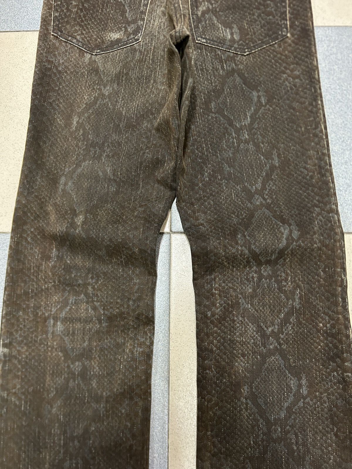 5351 POUR LES HOMMES × Japanese Brand Vintage 5351 Pour Les Hommes Snake Print Jeans Size US 28 / EU 44 - 7 Thumbnail