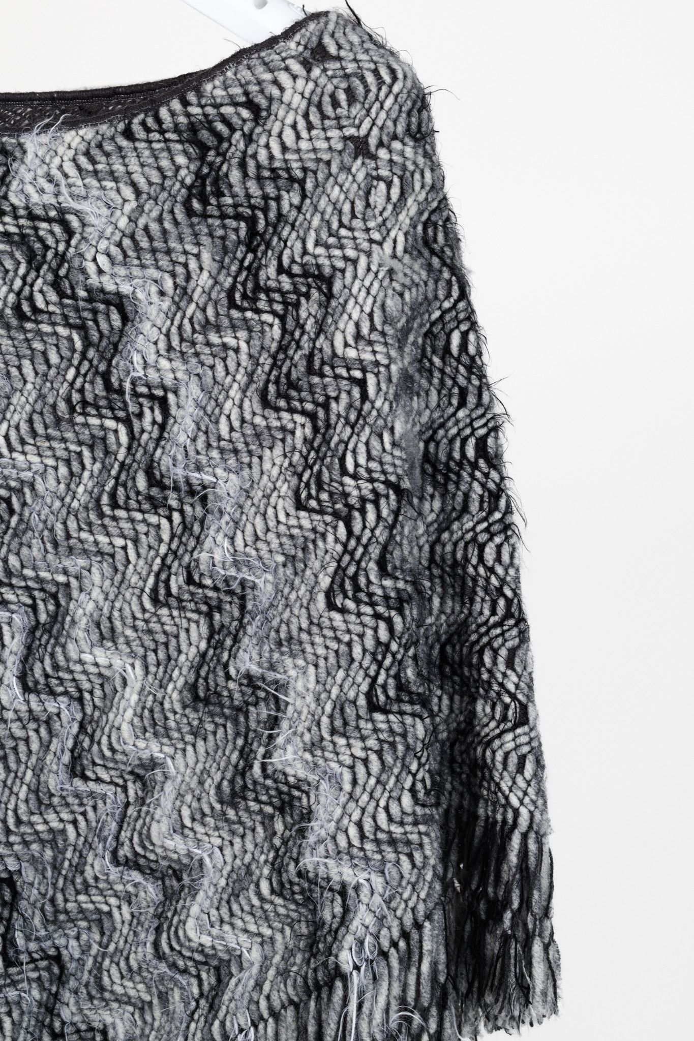 Missoni Missoni Greys Wool Pull-over Asymmetric Fringe Poncho Size ONE SIZE - 4 Thumbnail