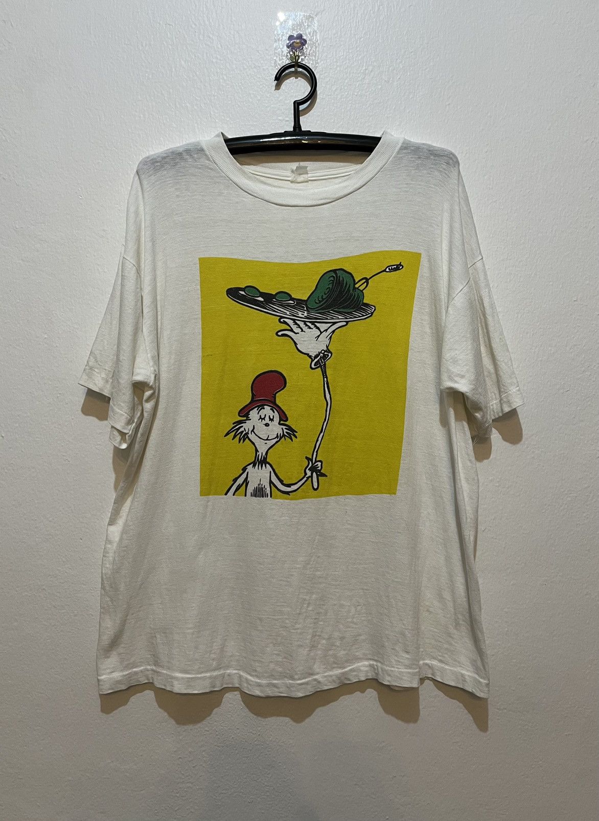 Dr. Seuss t- shirt