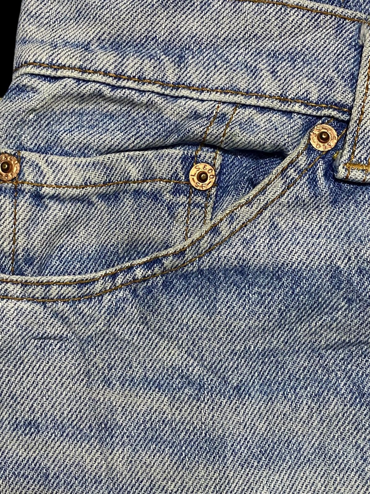 Levi's Vintage Clothing Vintage Levis 505 Blue Fade Wash Distressed Loose Jeans Size US 29 - 12 Thumbnail