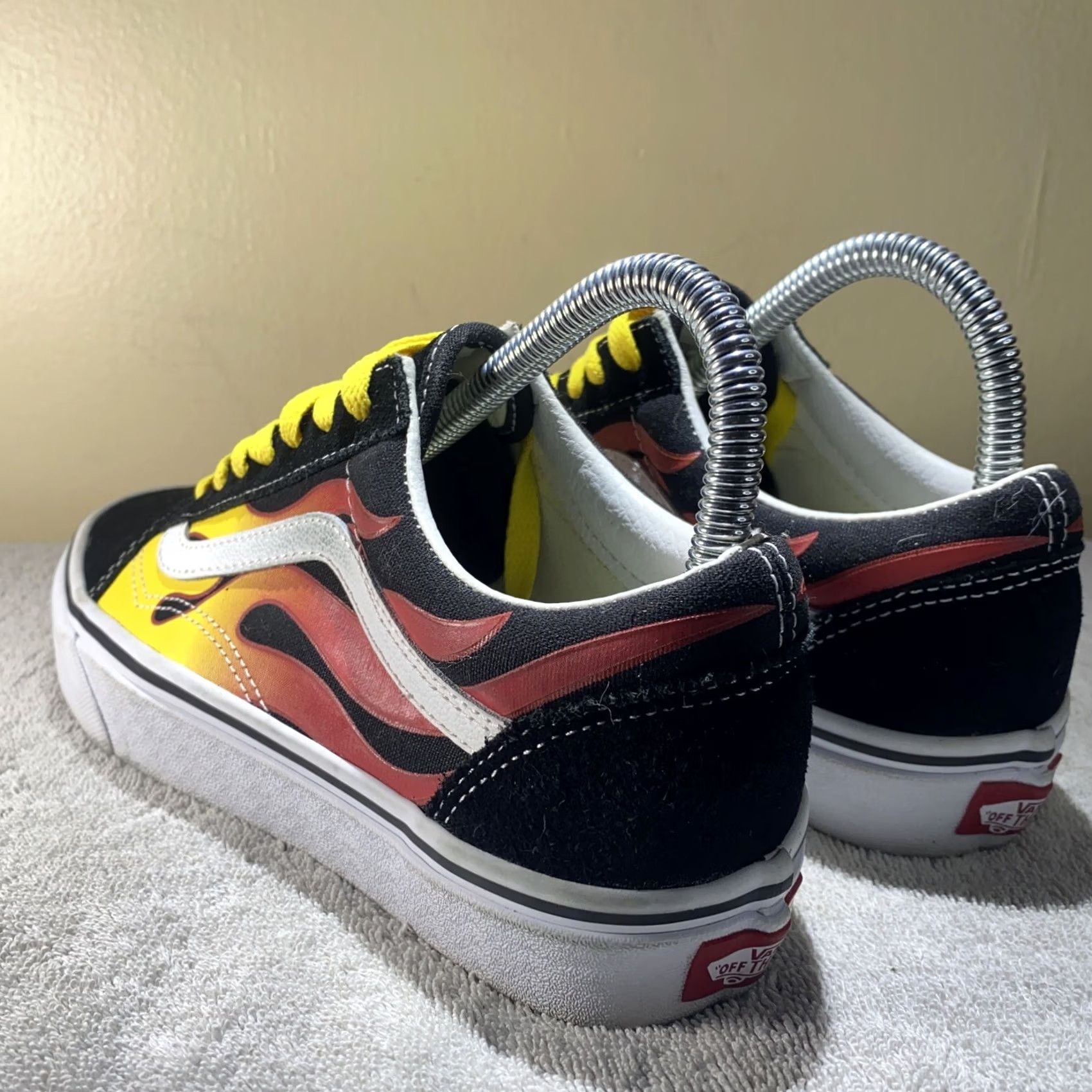 Vans VANS flame Sneaker Color Black Yellow Red Women 7.5 Men 6 Shoe Size 6 Mens Womens Size US 6 / IT 36 - 4 Thumbnail