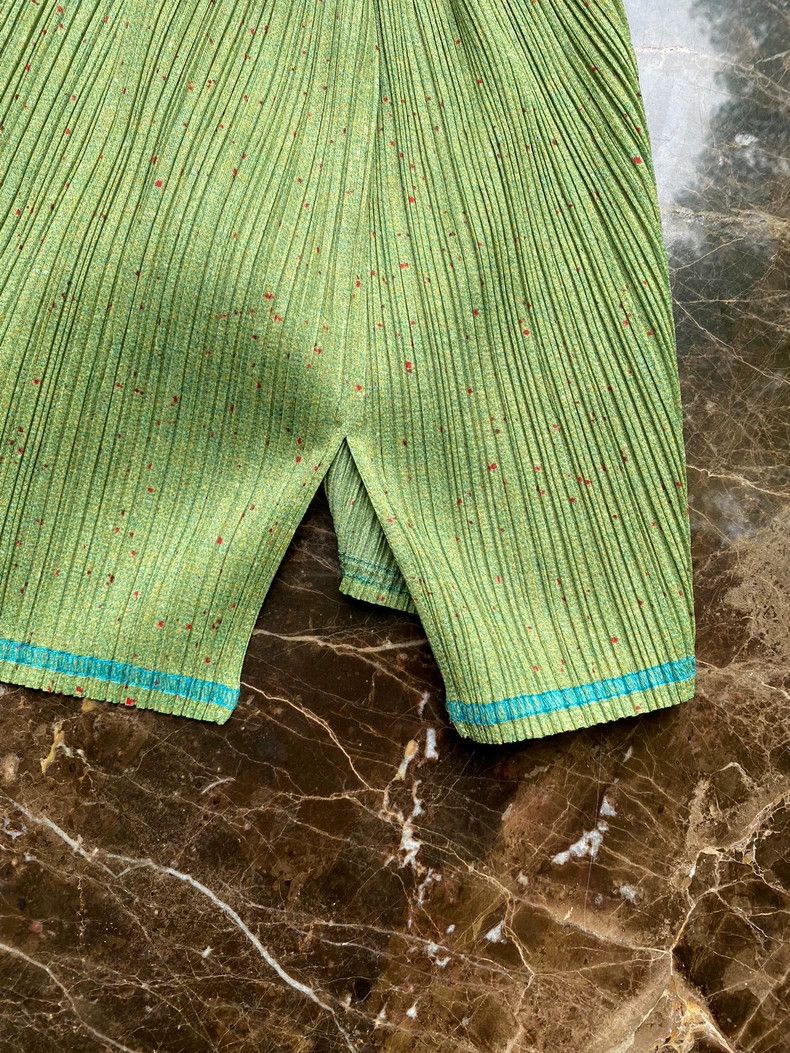 Issey Miyake issey miyake size:3 Green vest 2506-Nextarrow Size XXS / US 00 / IT 34 - 6 Thumbnail