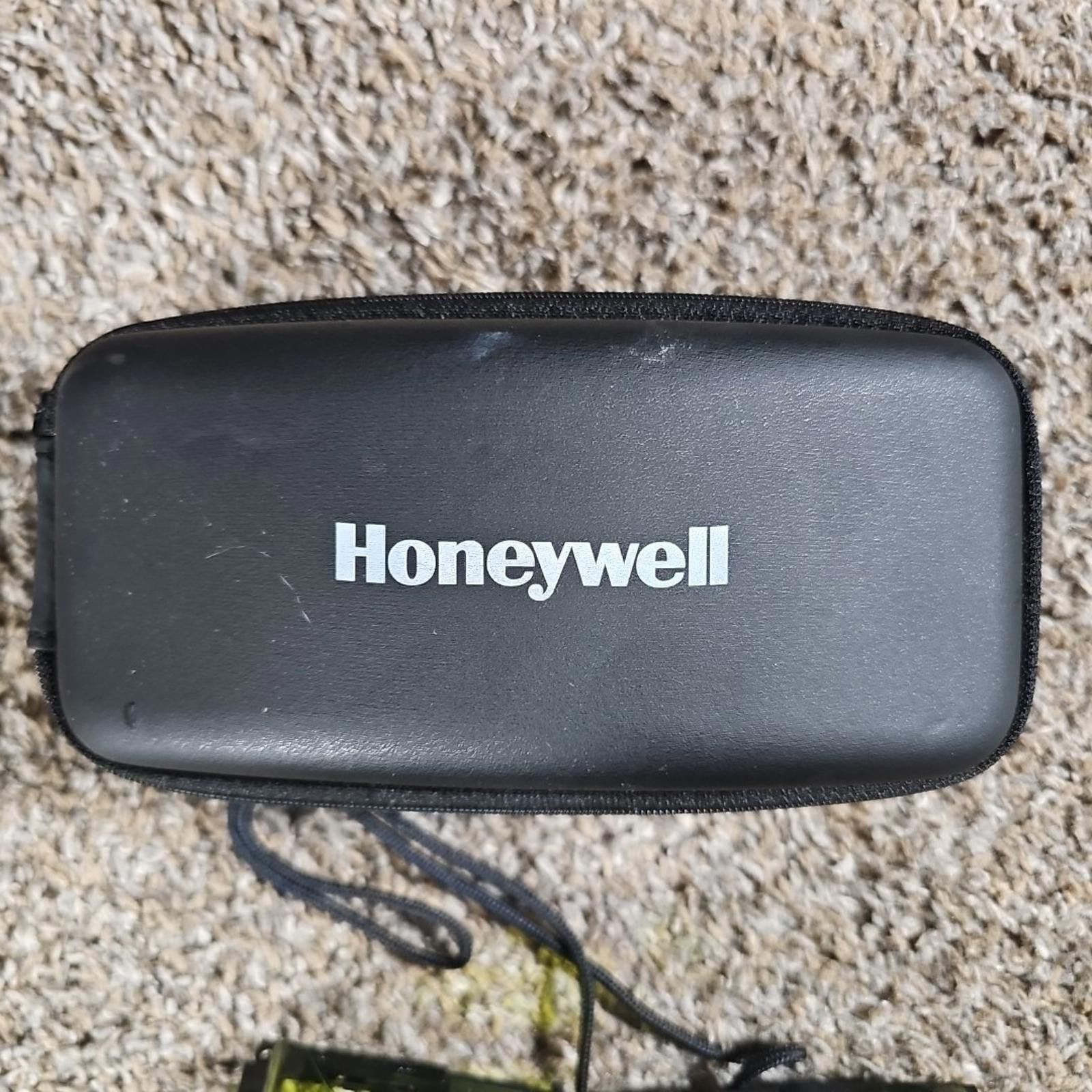 Other Honeywell laser eye goggles 130-150mm Size ONE SIZE - 2 Thumbnail