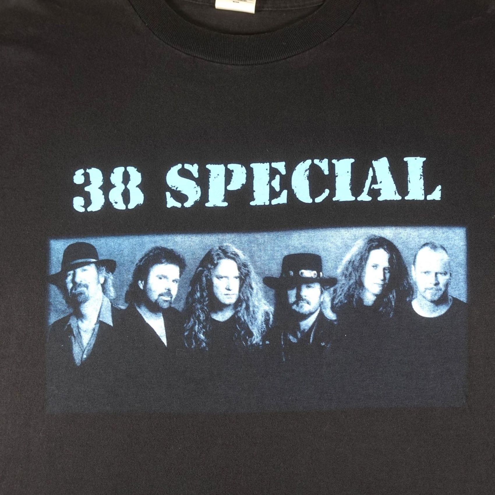 Vintage VINTAGE 38 SPECIAL Shirt Mens XL Black Tour 2000 USA Flag Y2K Rock Band Tee Size US XL / EU 56 / 4 - 2 Thumbnail