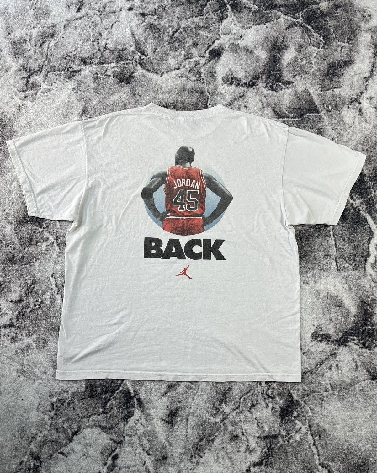 Nike Vintage Nike Michael Jordan T-Shirt Fits XL USA 90s Size US L / EU 52-54 / 3 - 10 Thumbnail
