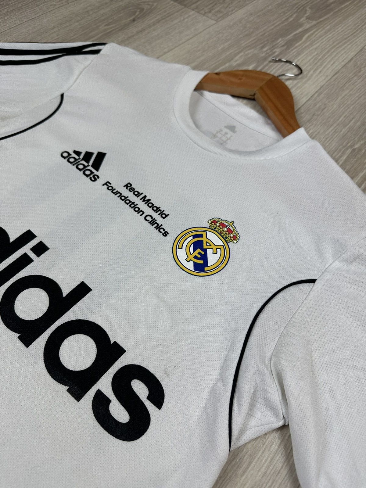 Adidas Adidas Real Madrid 2015/2016 JAMES 10 Soccer Jersey Size US S / EU 44-46 / 1 - 4 Thumbnail