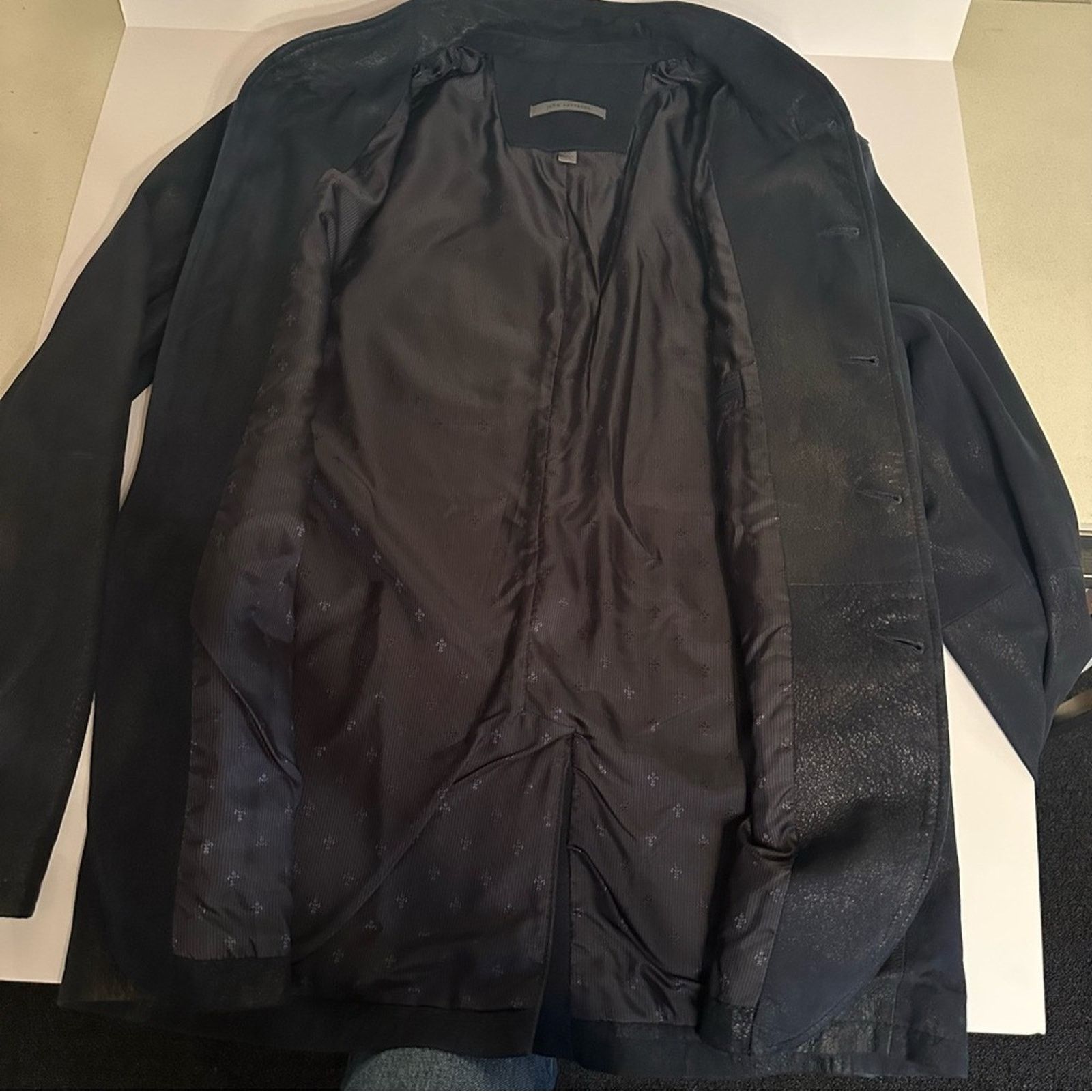 John Varvatos Burnished Suede Jacket size XL Dark Navy Shawl Collar Button Size US L / EU 52-54 / 3 - 8 Thumbnail
