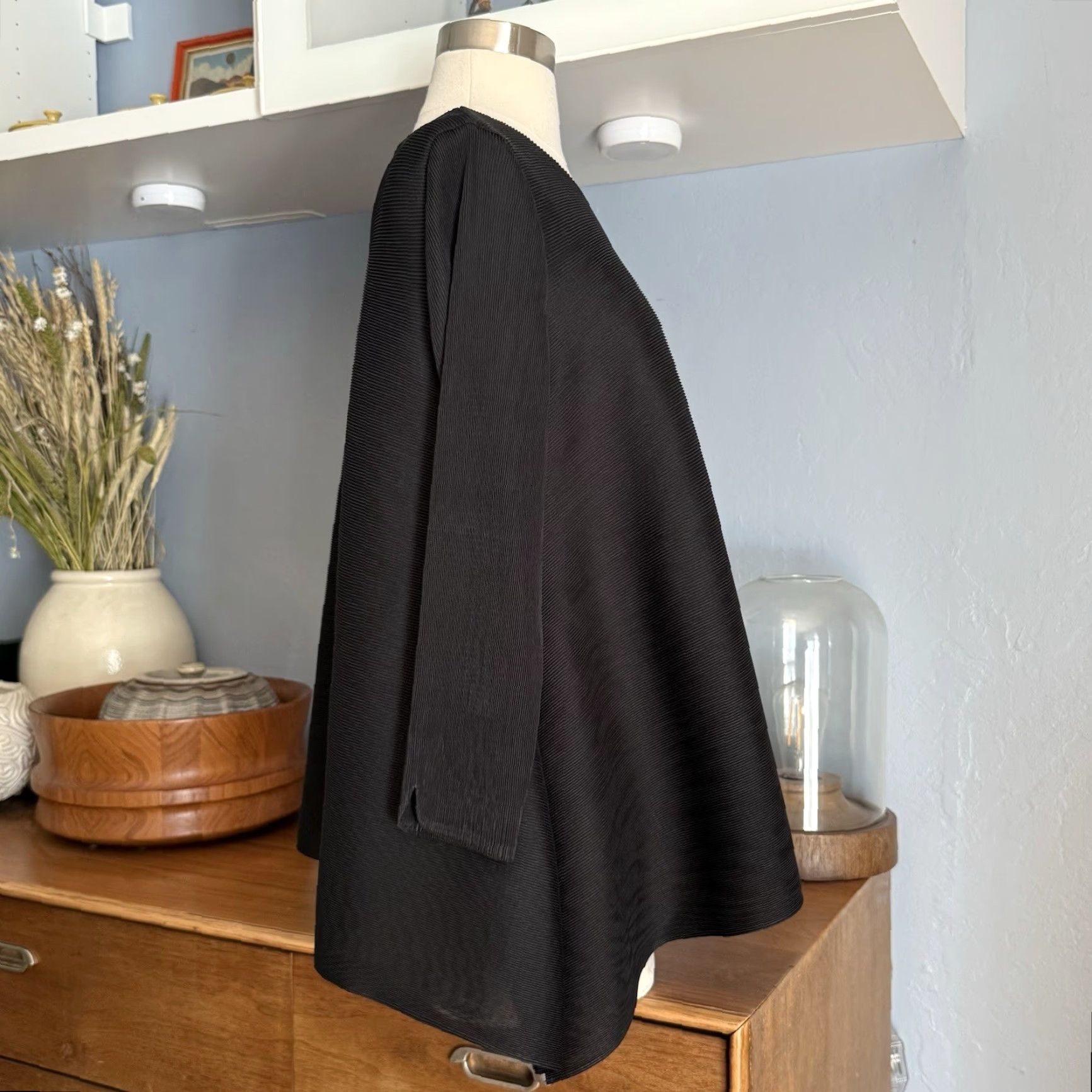 Vintage MEIMEIJ Blouse Top Black Pleated 40/42 Blusa Blusa 3/4 Sleeve Womens Polyester Pleats【อ่านข้อความเต็ม Size S / US 4 / IT 40 - 5 Thumbnail