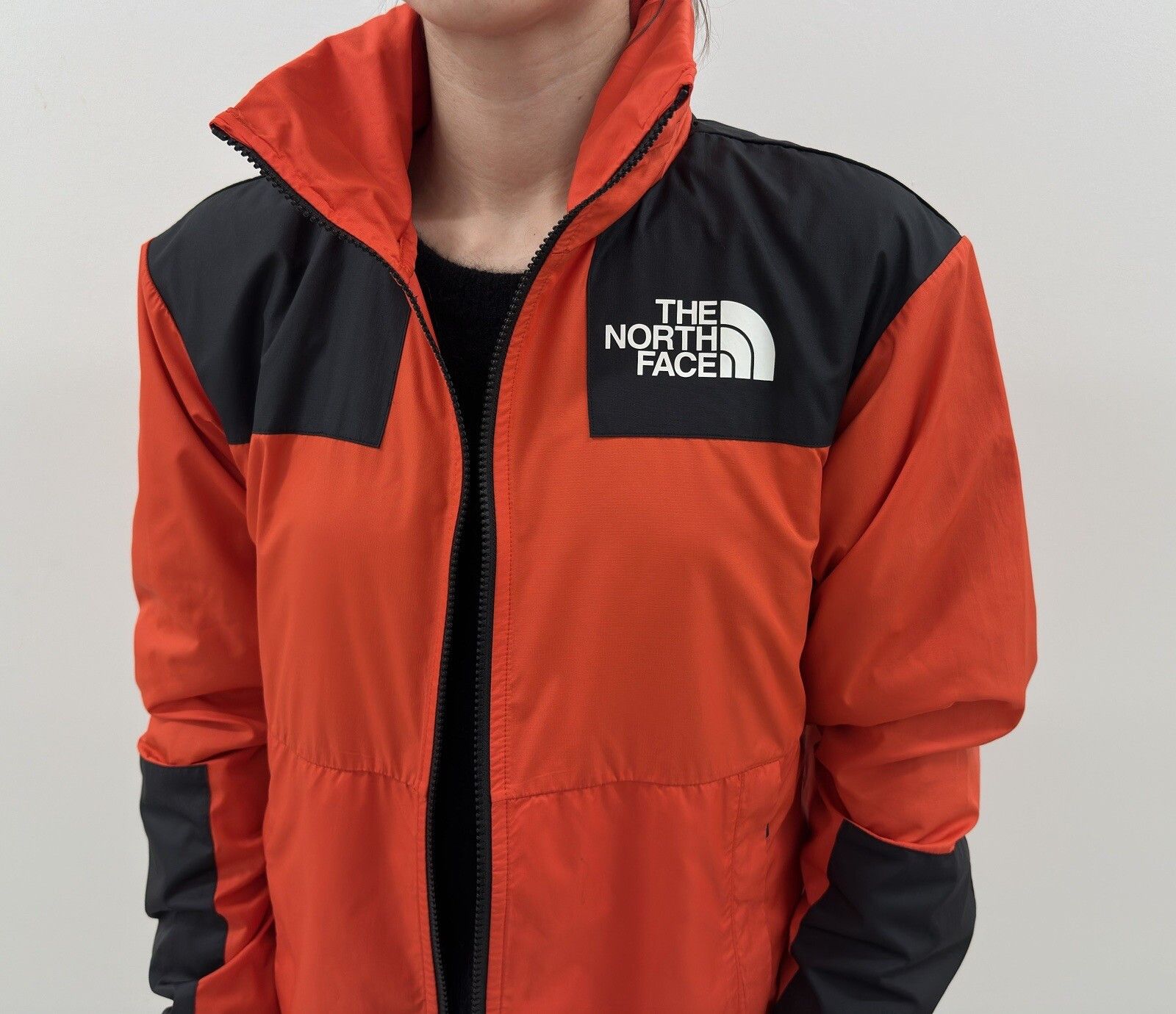 The North Face The North Face Womens Light Jacket Nylon Active Windbraker Size M / US 6-8 / IT 42-44 - 4 Thumbnail