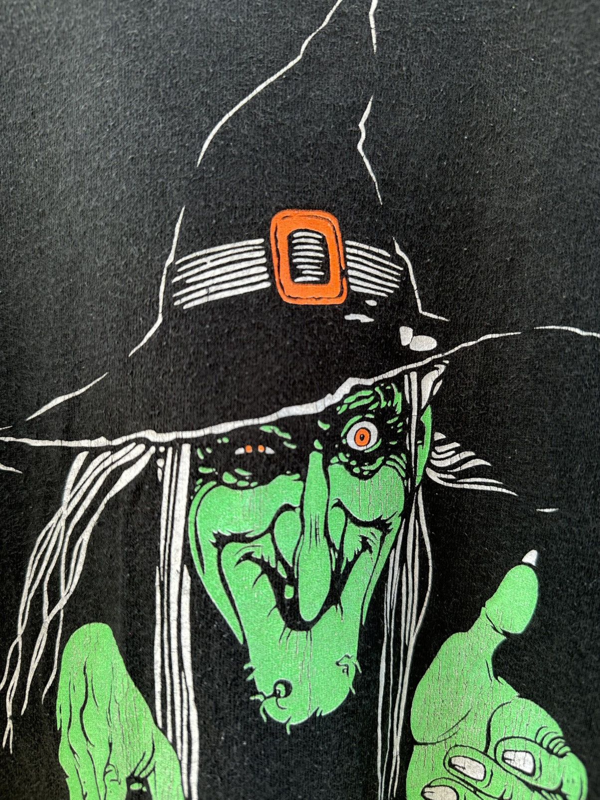Expert Horror Thrashed Vintage 90s Horror Bewitched Faded XL Tee Size US XL / EU 56 / 4 - 3 Thumbnail
