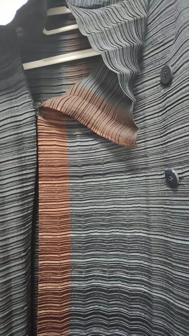 Issey Miyake Issey Miyake size:2 A grayish-blue horizontal stripe sprin Size M / US 6-8 / IT 42-44 - 6 Thumbnail