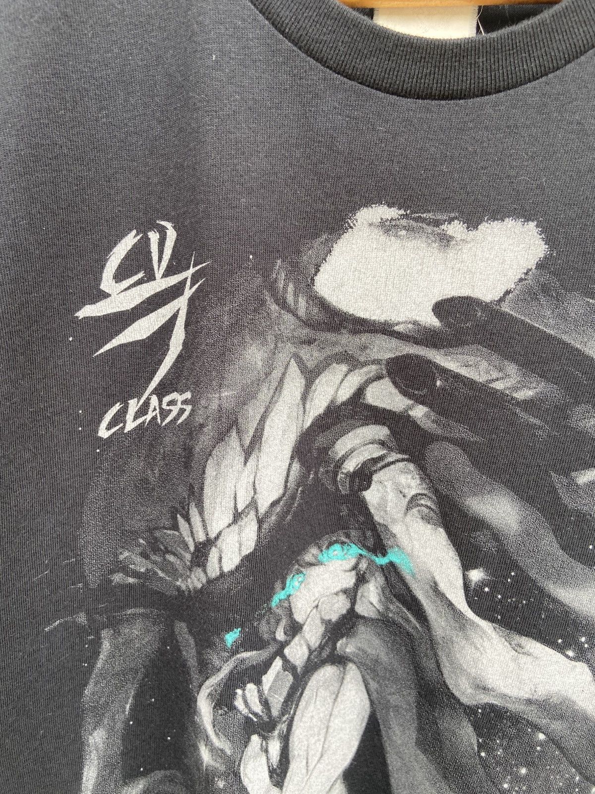 Anime Anime t shirt hysteria Size US M / EU 48-50 / 2 - 4 Thumbnail