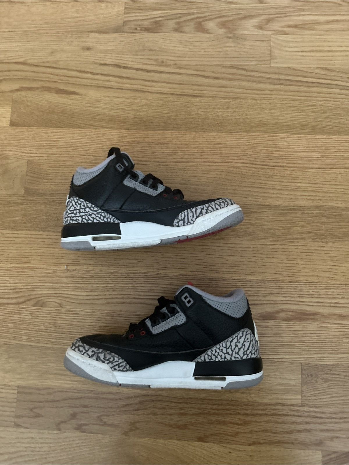 Jordan Brand × Nike Jordan 3 Black Cement 2018 gs Size US 5.5 / EU 38 - 2 Thumbnail
