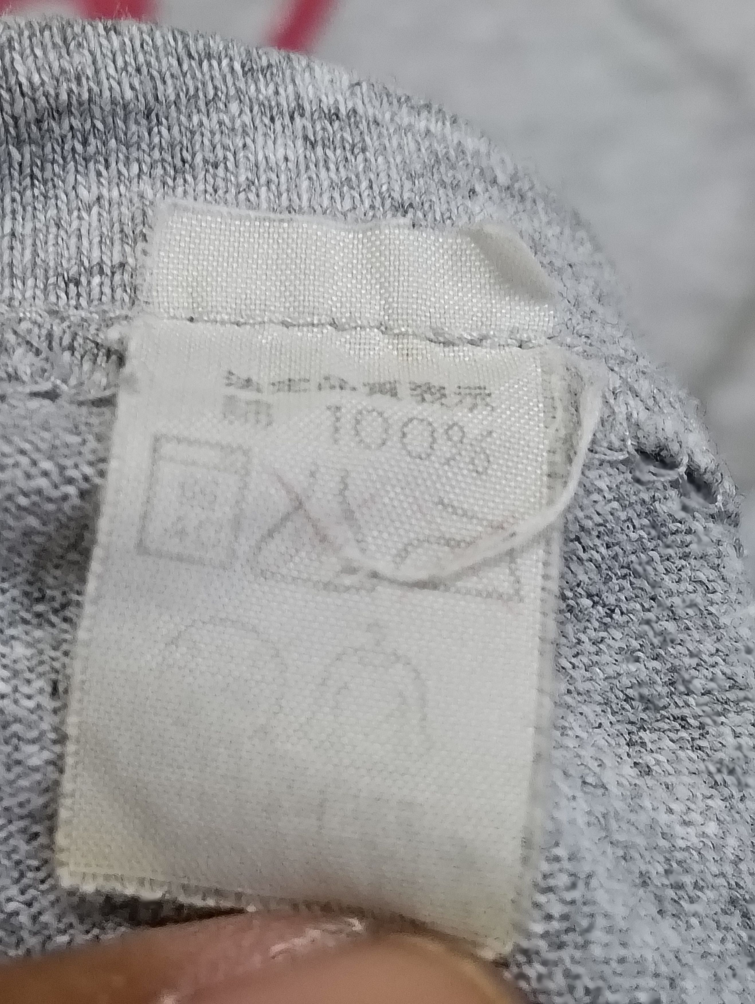 Guess Vintage Guess Tshirt made in USA copyright 1996. Size US L / EU 52-54 / 3 - 4 Thumbnail
