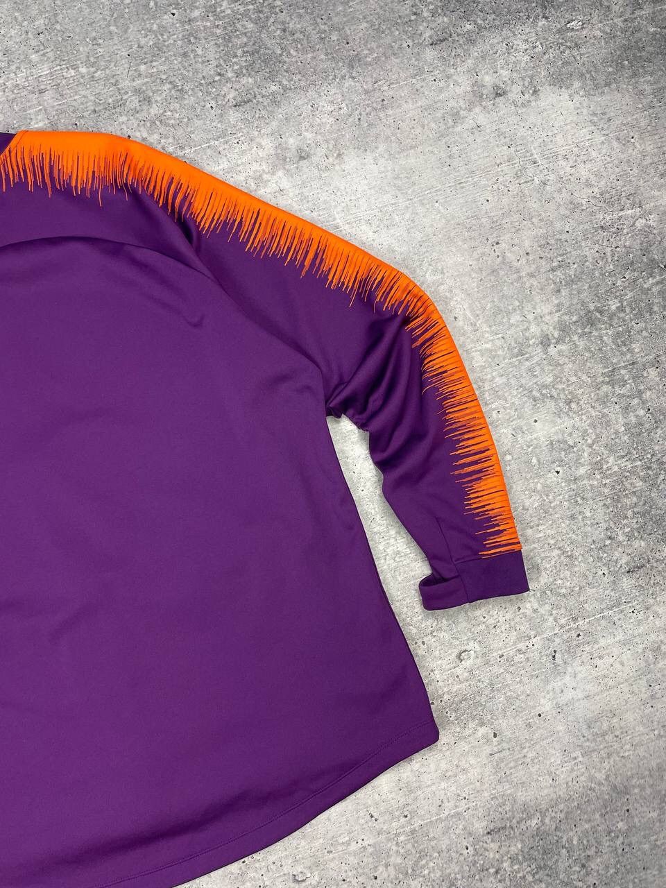 Nike Vintage Nike Y2K Manchester City Reflective Logo Zip Olympic Size US XXL / EU 58 / 5 - 15 Thumbnail