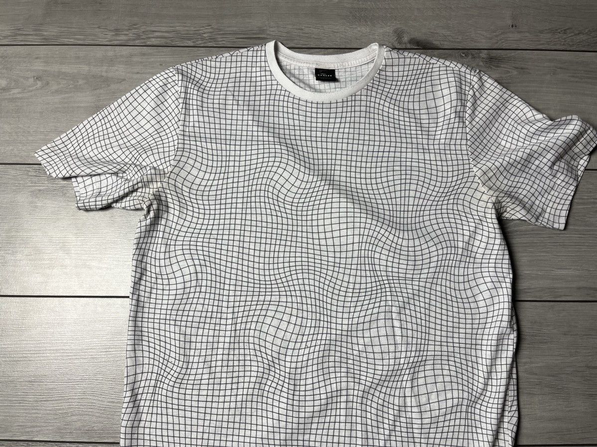 Oakley Oakley Tshirt all print size Large Size US L / EU 52-54 / 3 - 3 Thumbnail
