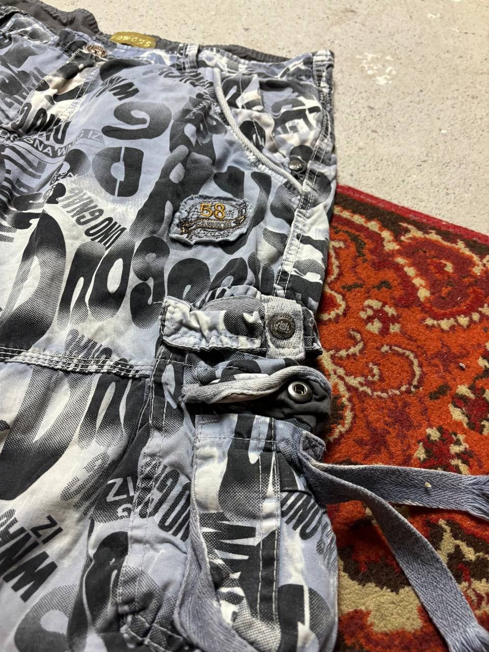 Japanese Brand × Vintage Vintage Y2K Don Gang Monogram Camo Baggy Shorts Size US 34 / EU 50 - 2 Thumbnail
