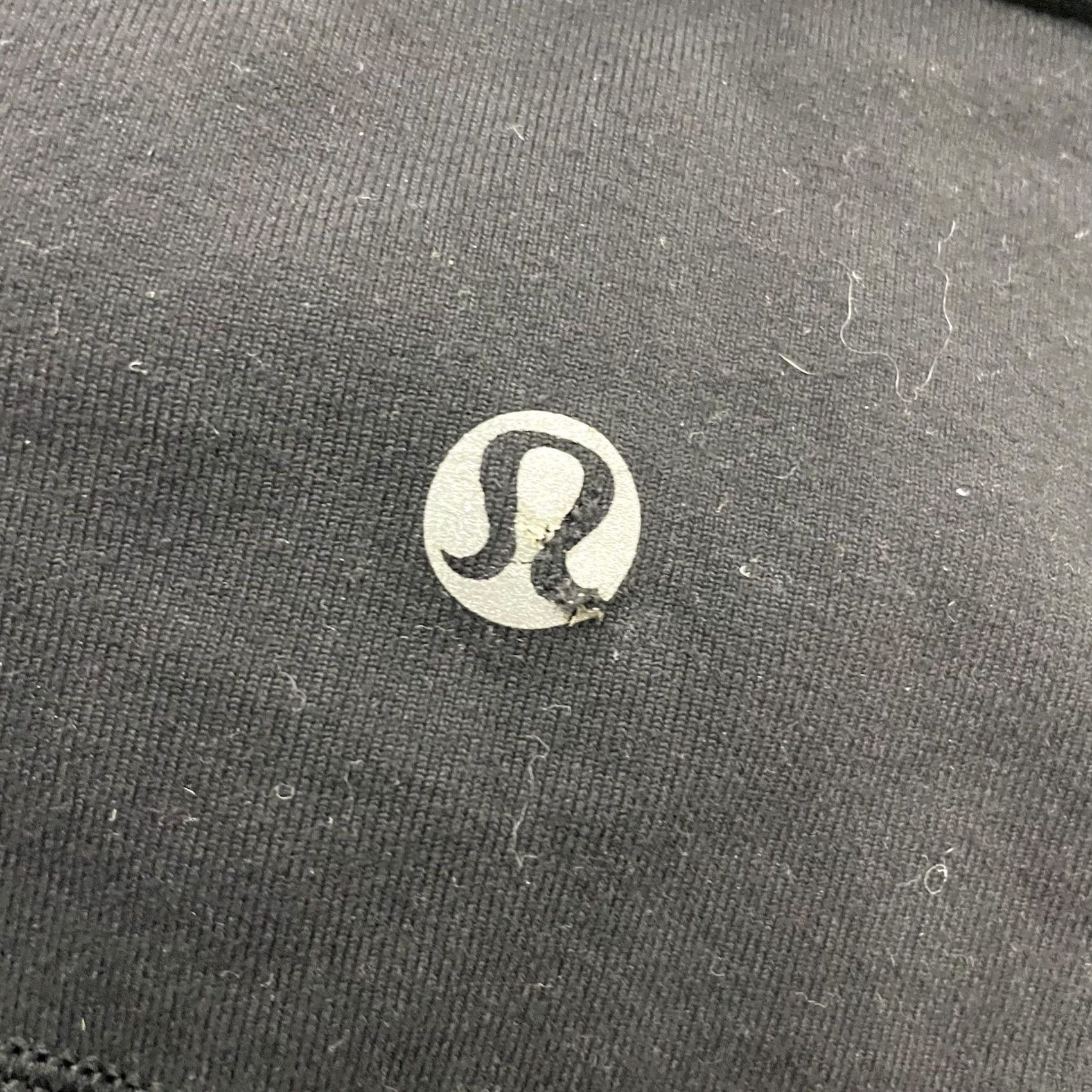 Lululemon Lululemon Built In Bra Racerback Athletic Yoga Tank Women 4 Black Tank Women Built-In Bra Racerback Athletic Yoga Top Size S / US 4 / IT 40 - 6 Thumbnail