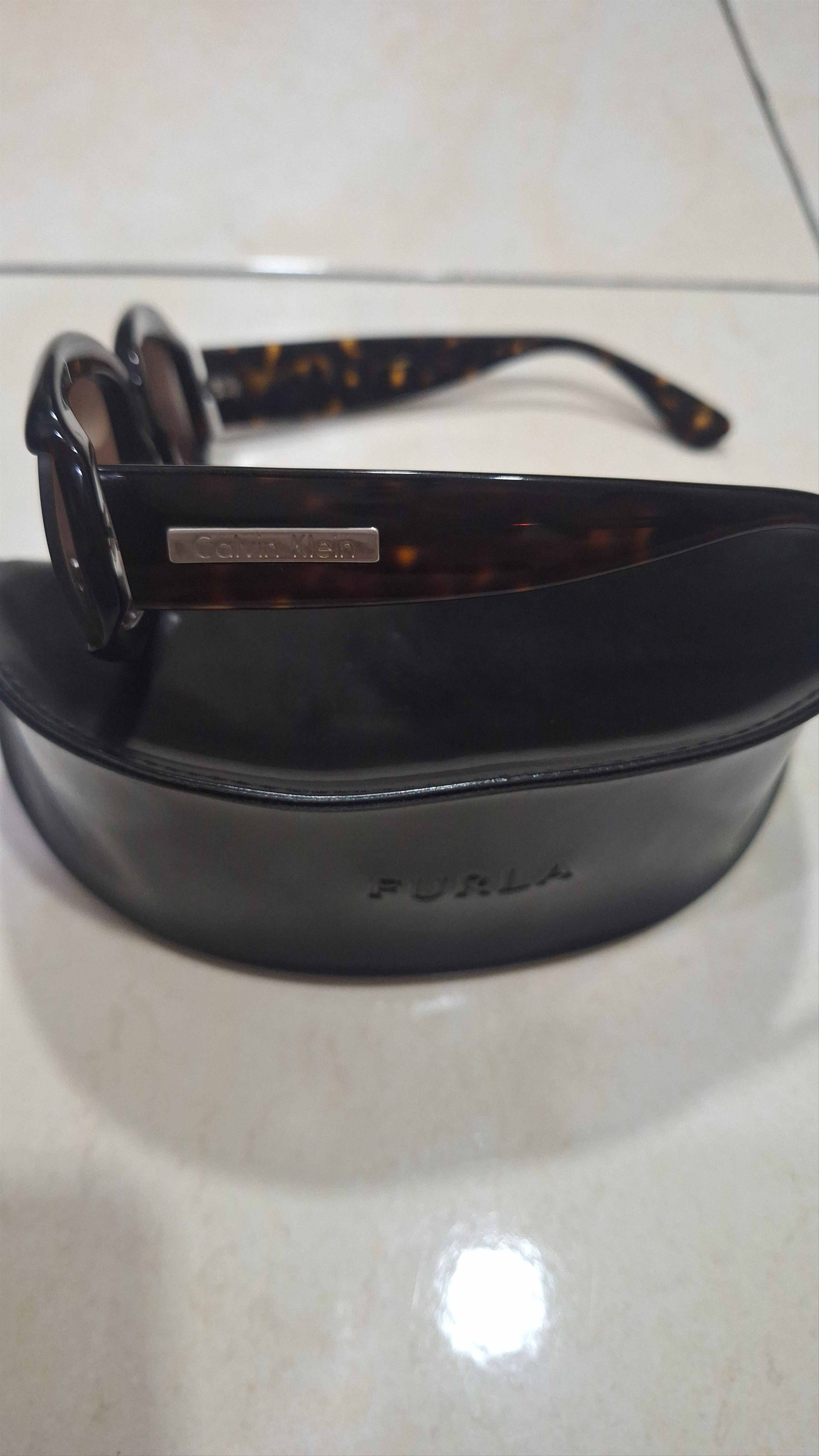 Calvin Klein Vintage Calvin Klein Tortoise x Streetwear x Designer Size ONE SIZE - 7 Thumbnail