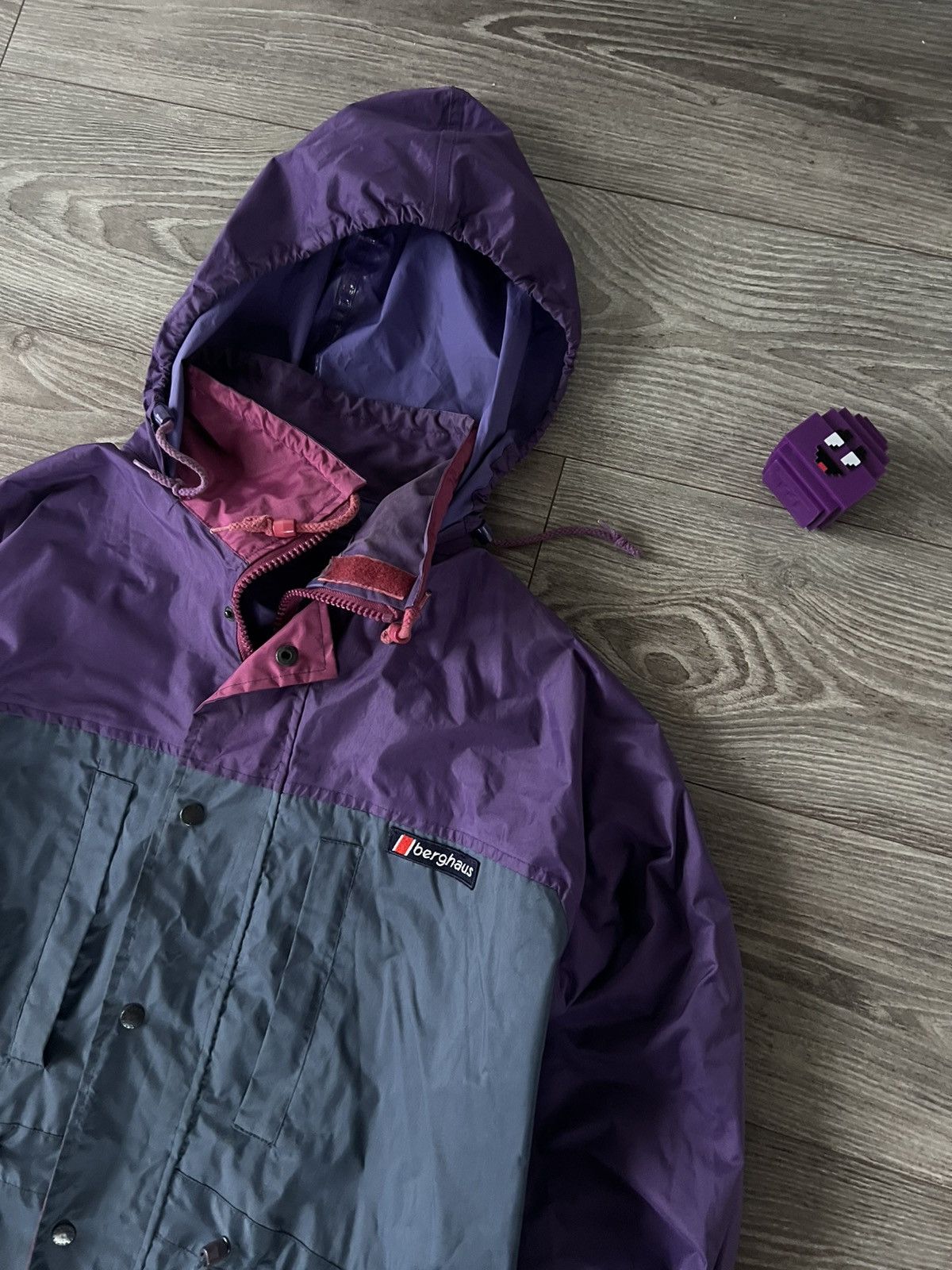 Berghaus Vintage Berghaus 00s Waterproof Regular Gorpcore Jacket Size US XL / EU 56 / 4 - 7 Thumbnail